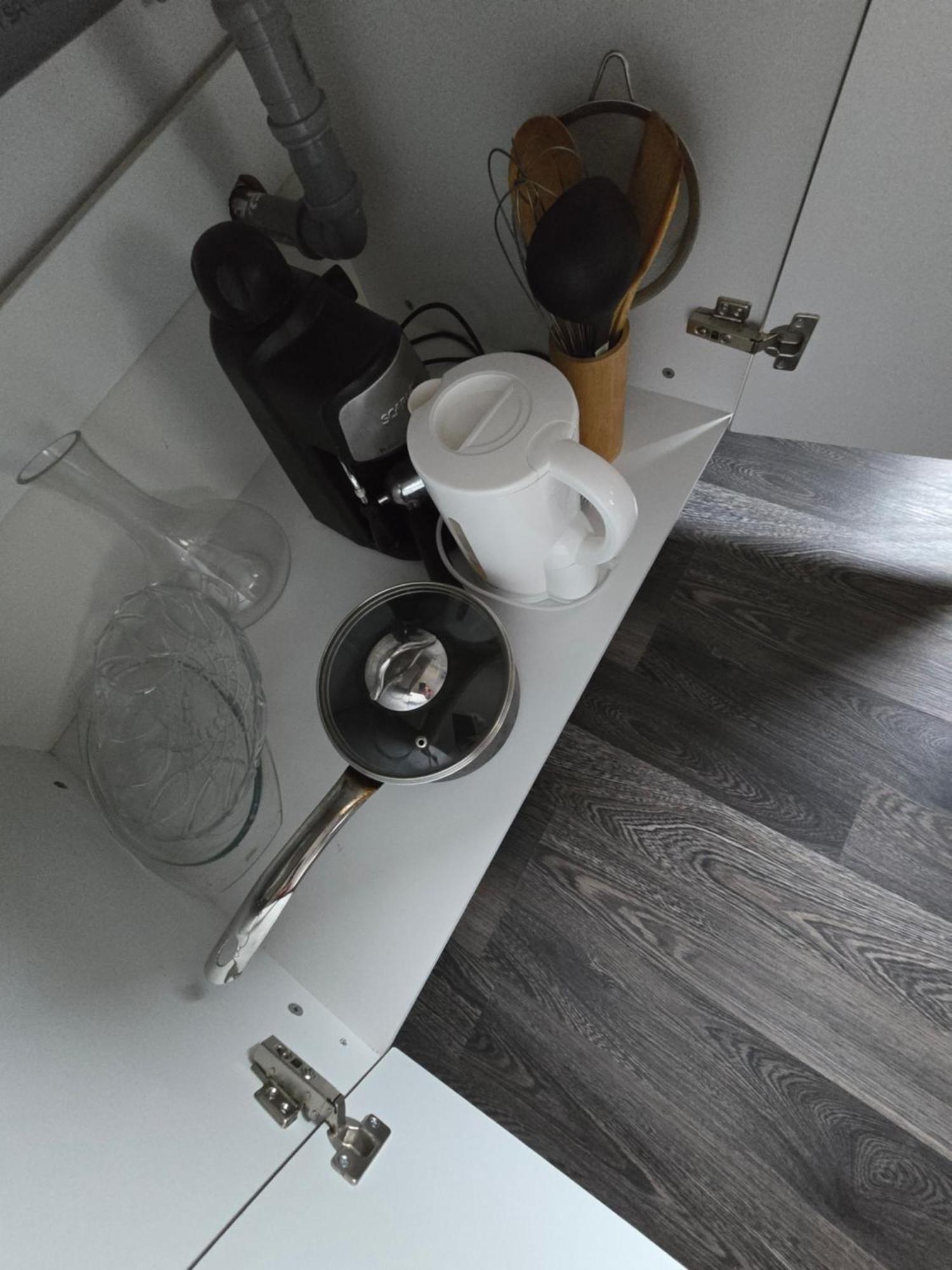 Dd Residence Otopeni Exteriör bild